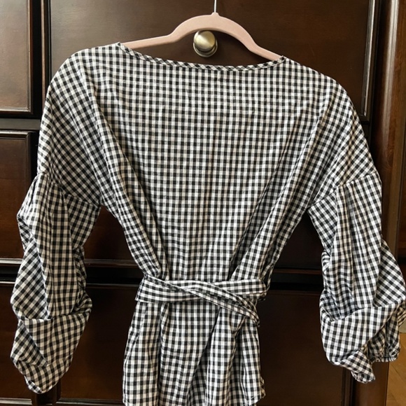 Gingham wrap around blouse - Picture 2 of 2